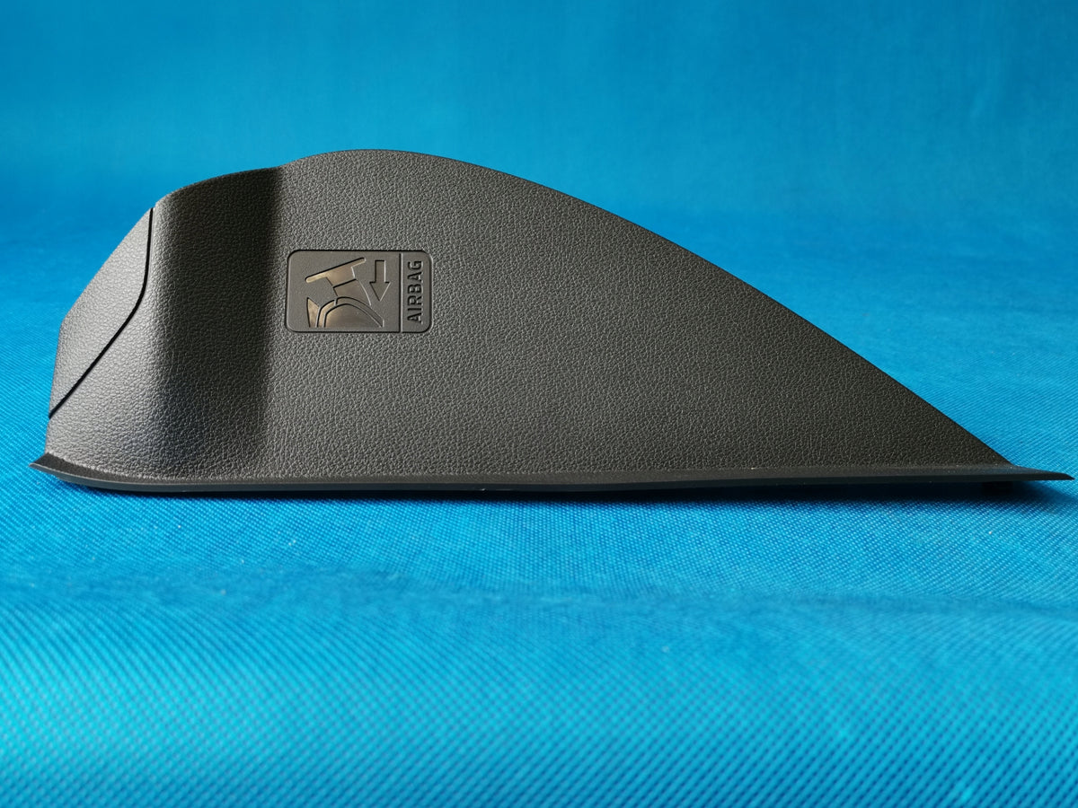 SKODA OCTAVIA 4 IV 2022R 2.0TDI 4X4 110KW CONSOLE CAP COVER LEFT