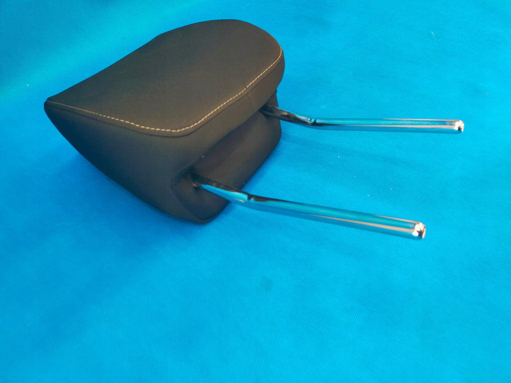 SKODA OCTAVIA 4 IV 2022R 2.0TDI 4X4 110KW HEADREST 5E3881903L VKT FRONT