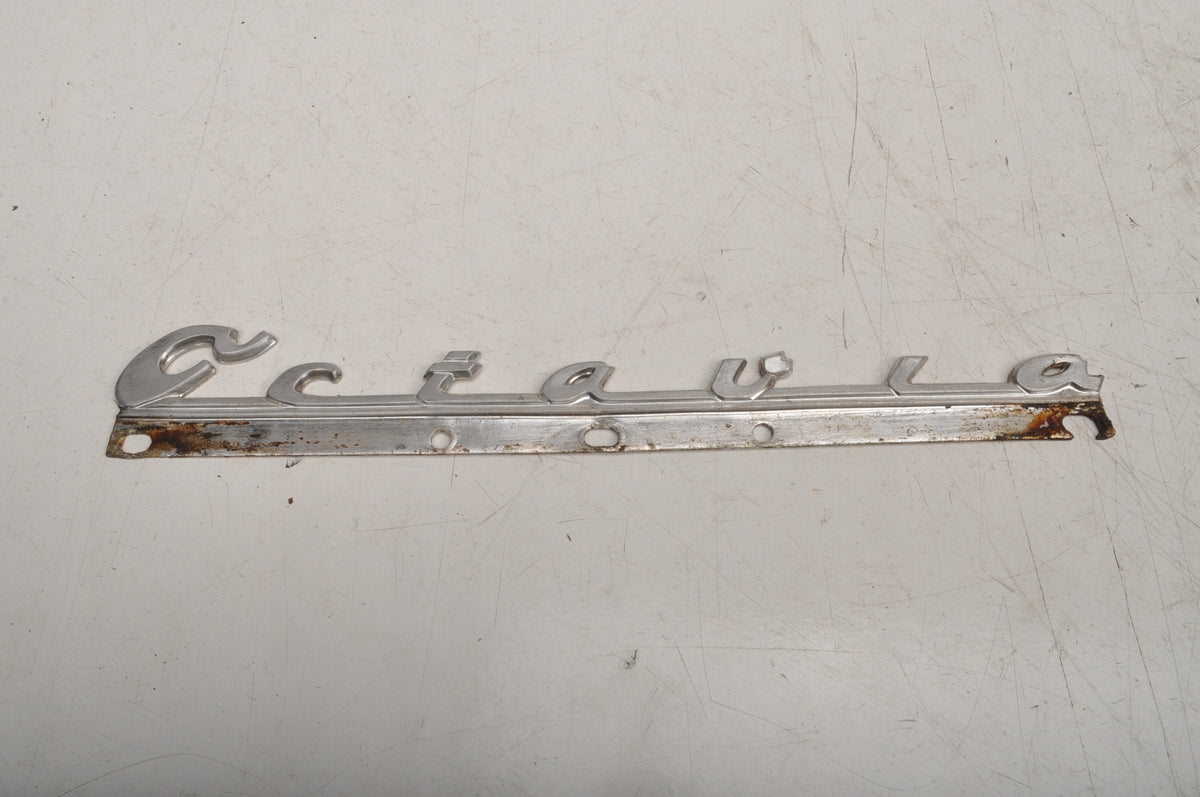 SKODA OCTAVIA 985 BADGE LOGO FENDER EMBLEM