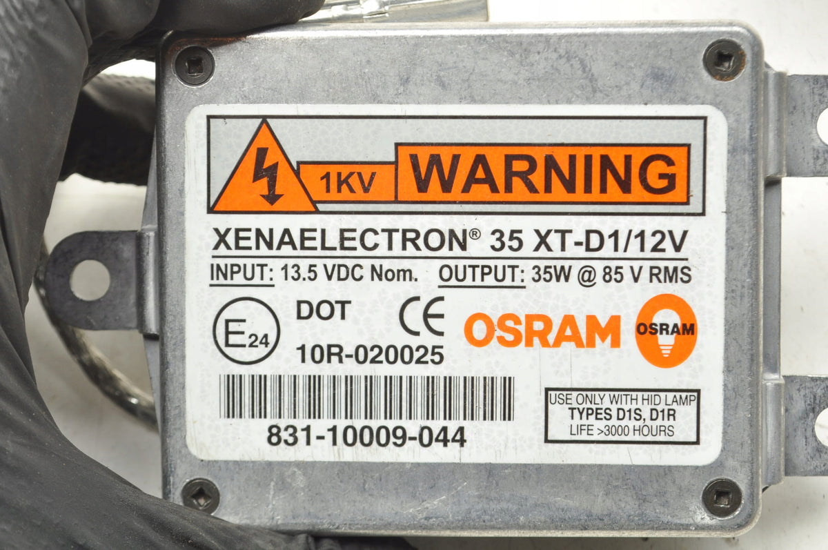 SKODA OCTAVIA II XENON 831-10009-044 CONVERTER
