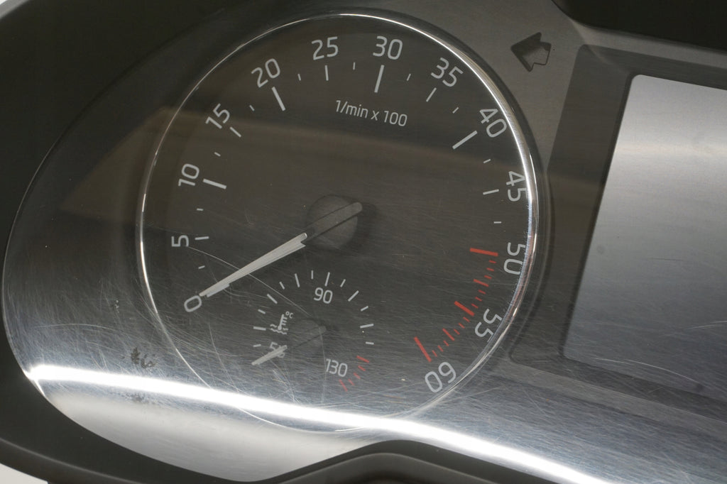 SKODA OCTAVIA III 14R COUNTER CLOCK 2.0TDI ANGLIK UK 5E0920971D