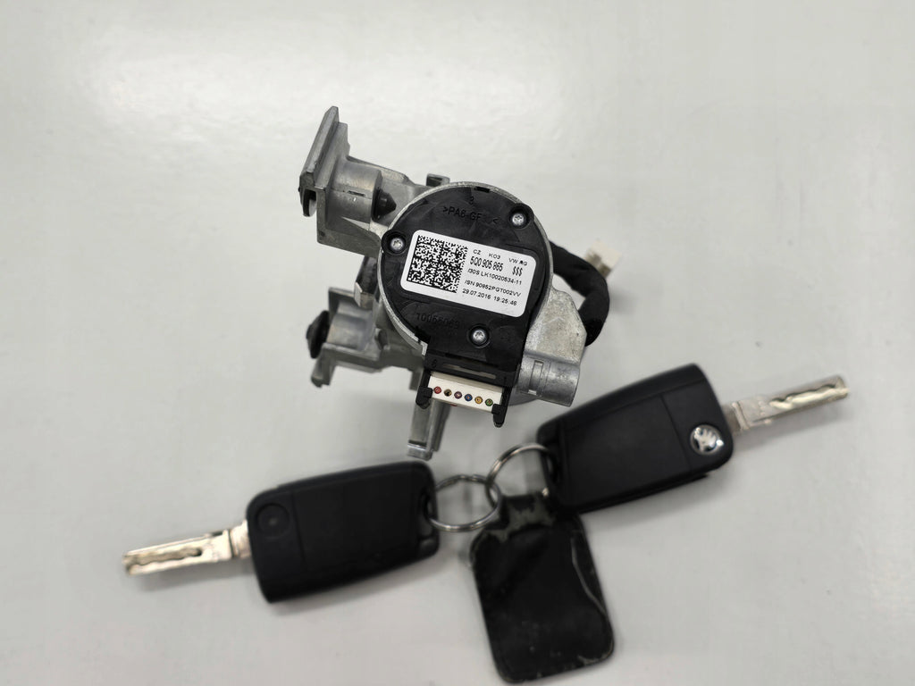 SKODA OCTAVIA III 16R IGNITION KEY 1.6TDI 1K0905851 5Q0905865