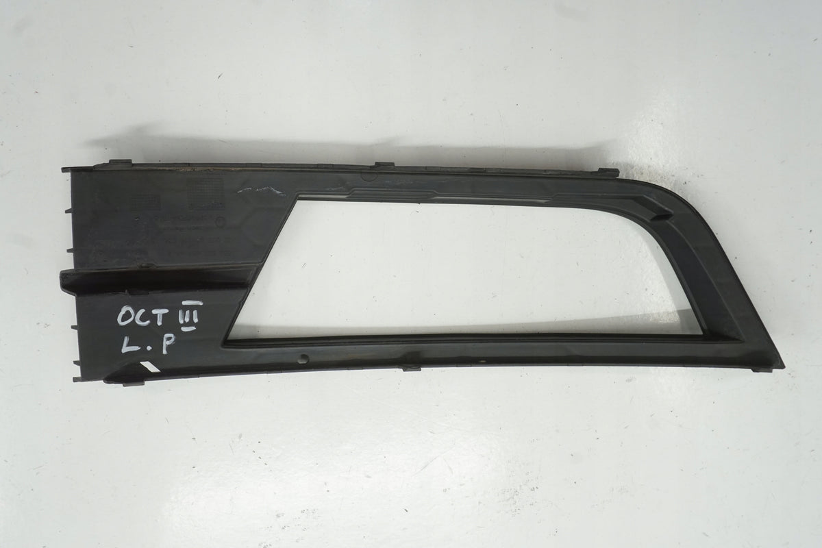 SKODA OCTAVIA III BUMPER GRILLE LEFT 5E0807681
