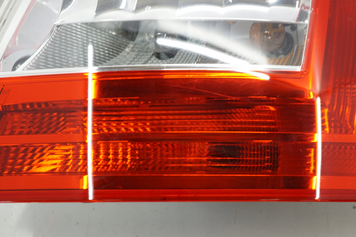 SKODA OCTAVIA III HB LAMP RIGHT REAR 5E5945112