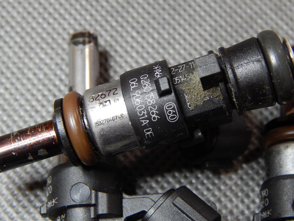 SKODA OCTAVIA III INJECTION INJECTOR 06L906031A