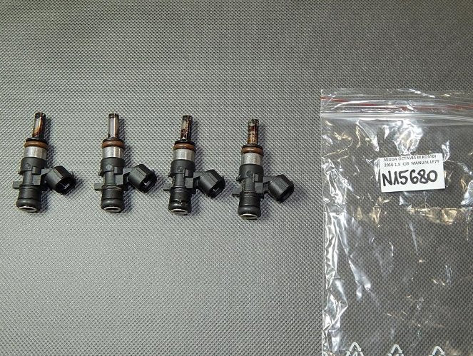 SKODA OCTAVIA III INJECTION INJECTOR 06L906031A