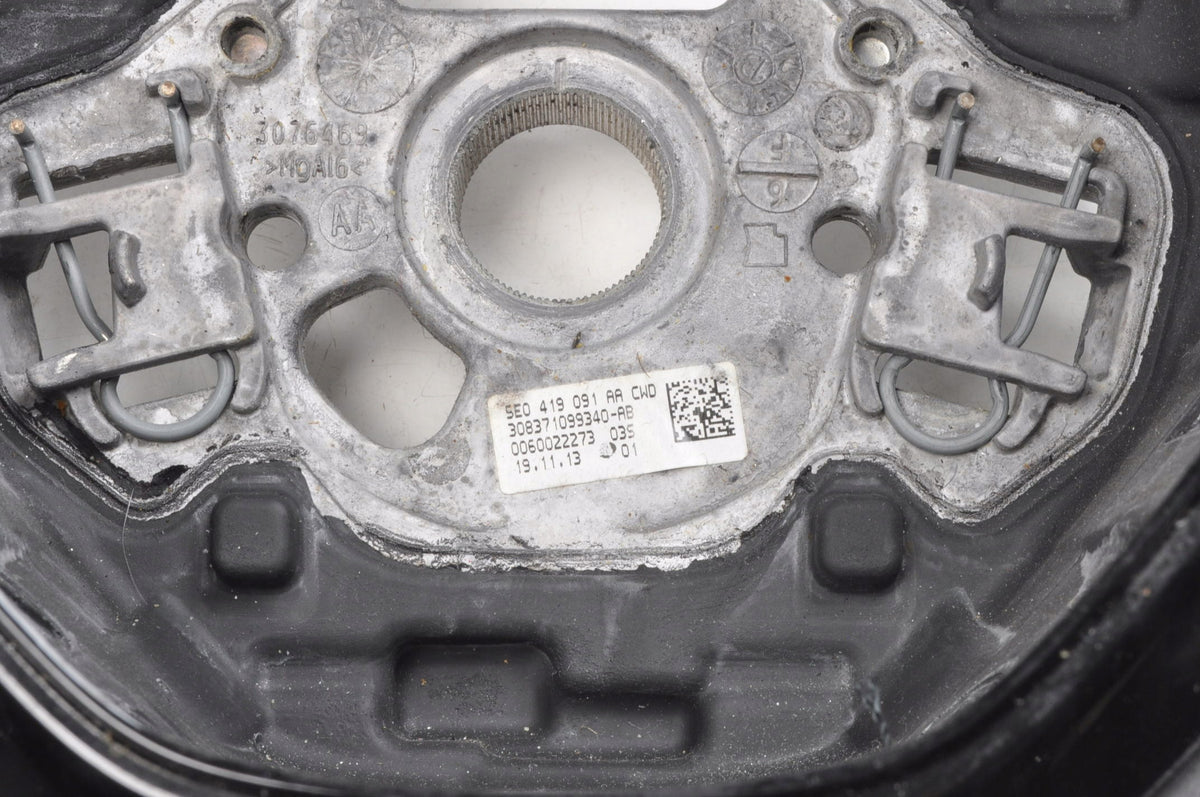 SKODA OCTAVIA III LEATHER STEERING WHEEL 5E0419091AA