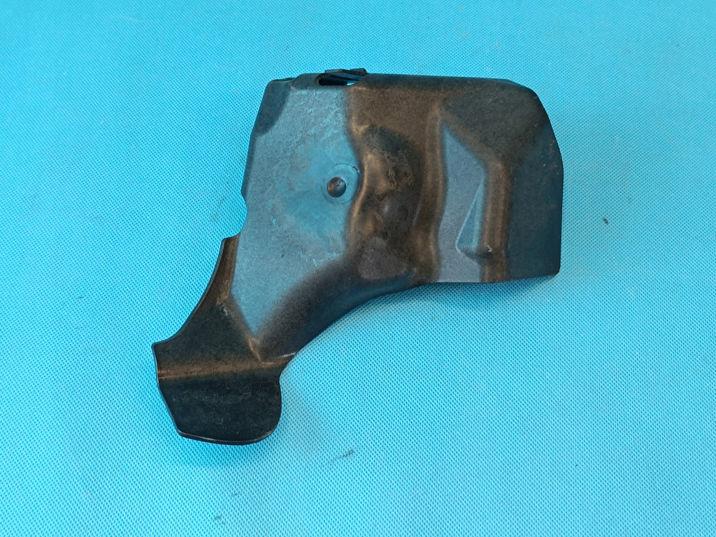 SKODA OCTAVIA IV 1,5 TSI 110KW 2023 R COVER PUMP HOUSING ABS 5Q1614321D