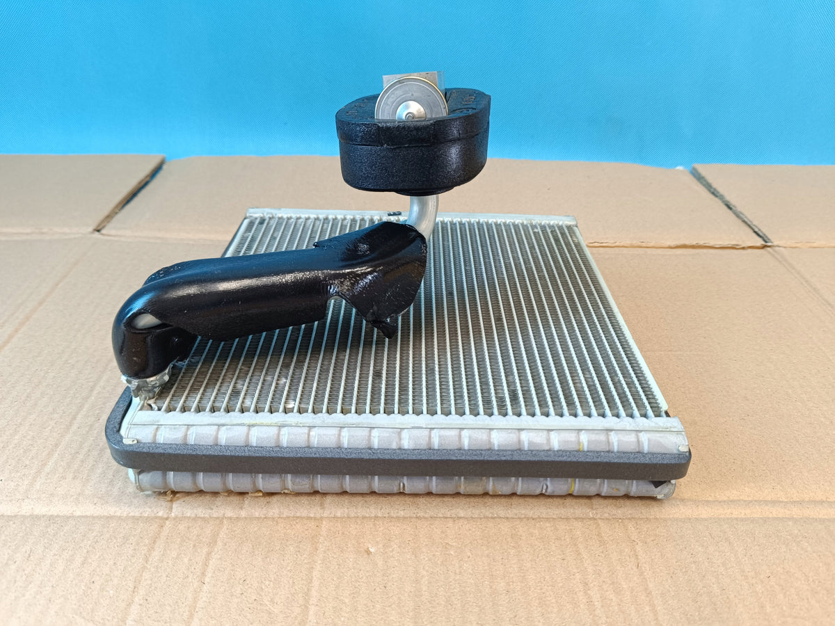 SKODA OCTAVIA IV 1,5 TSI 110KW 2023R AIR CONDITIONING EVAPORATOR VALVE 5Q1816105E