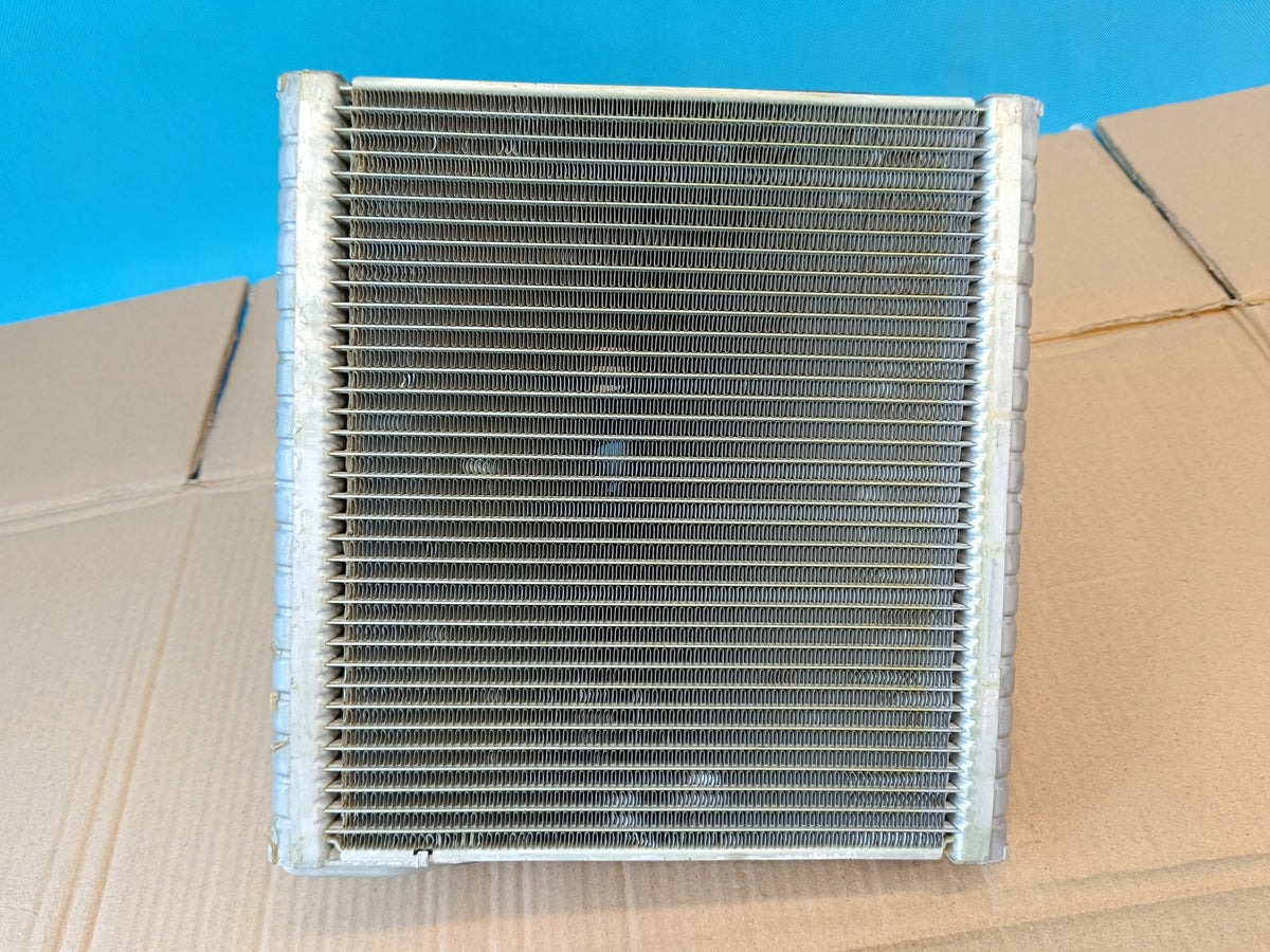 SKODA OCTAVIA IV 1,5 TSI 110KW 2023R AIR CONDITIONING EVAPORATOR VALVE 5Q1816105E