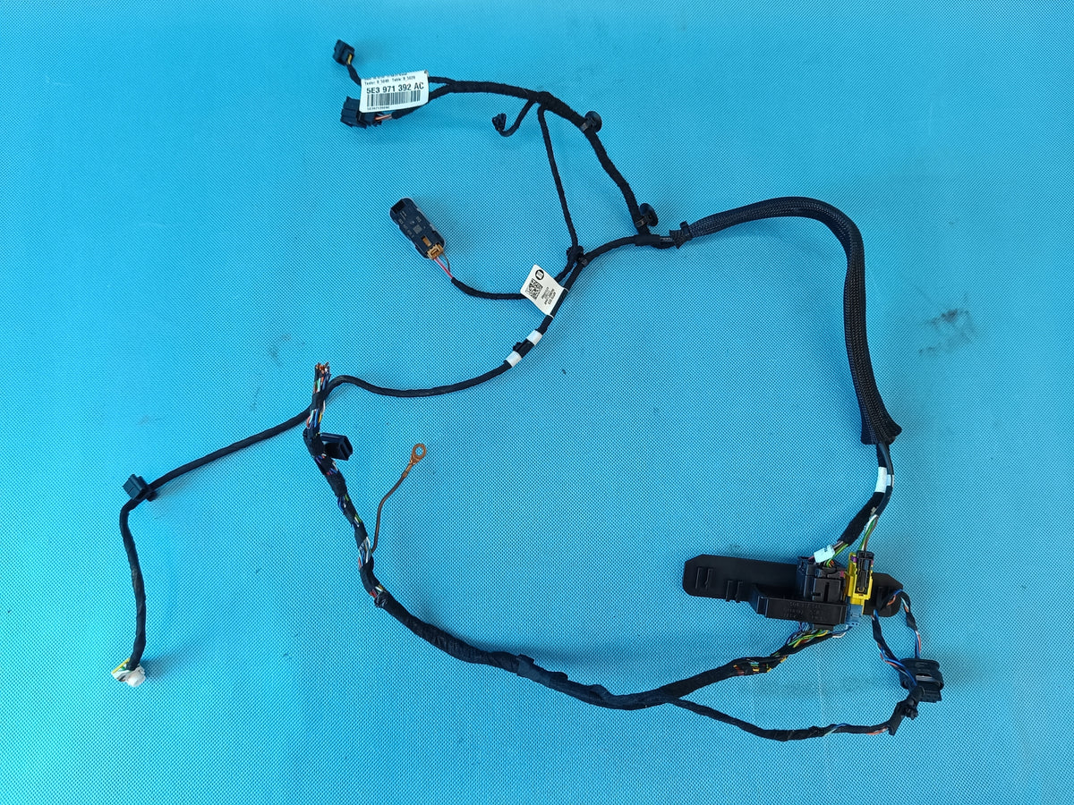 SKODA OCTAVIA IV 1,5 TSI 2023R PASSENGER SEAT HARNESS RIGHT FRONT 5E3971582