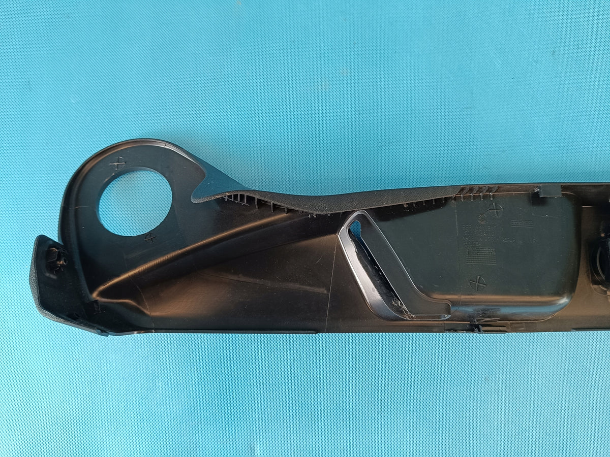 SKODA OCTAVIA IV 2021R SEAT FRAME COVER MASSAGE ADJUSTMENT 5E3881317A