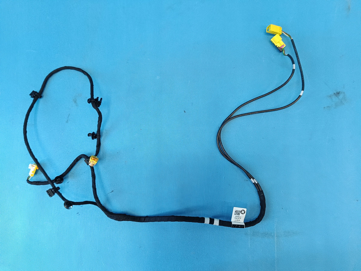SKODA OCTAVIA IV 2023 R DRIVER'S SEAT SIDE CUSHION HARNESS 5E3971582C