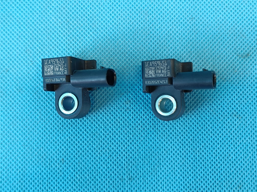 SKODA OCTAVIA IV COMBI 1,5 TSI 110KW 2021R IMPACT SENSOR 1EA959651