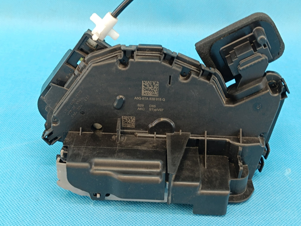SKODA OCTAVIA IV COMBI 2.0 TFSI 140KW 2024R DOOR LOCK LEFT REAR 5TA839015Q