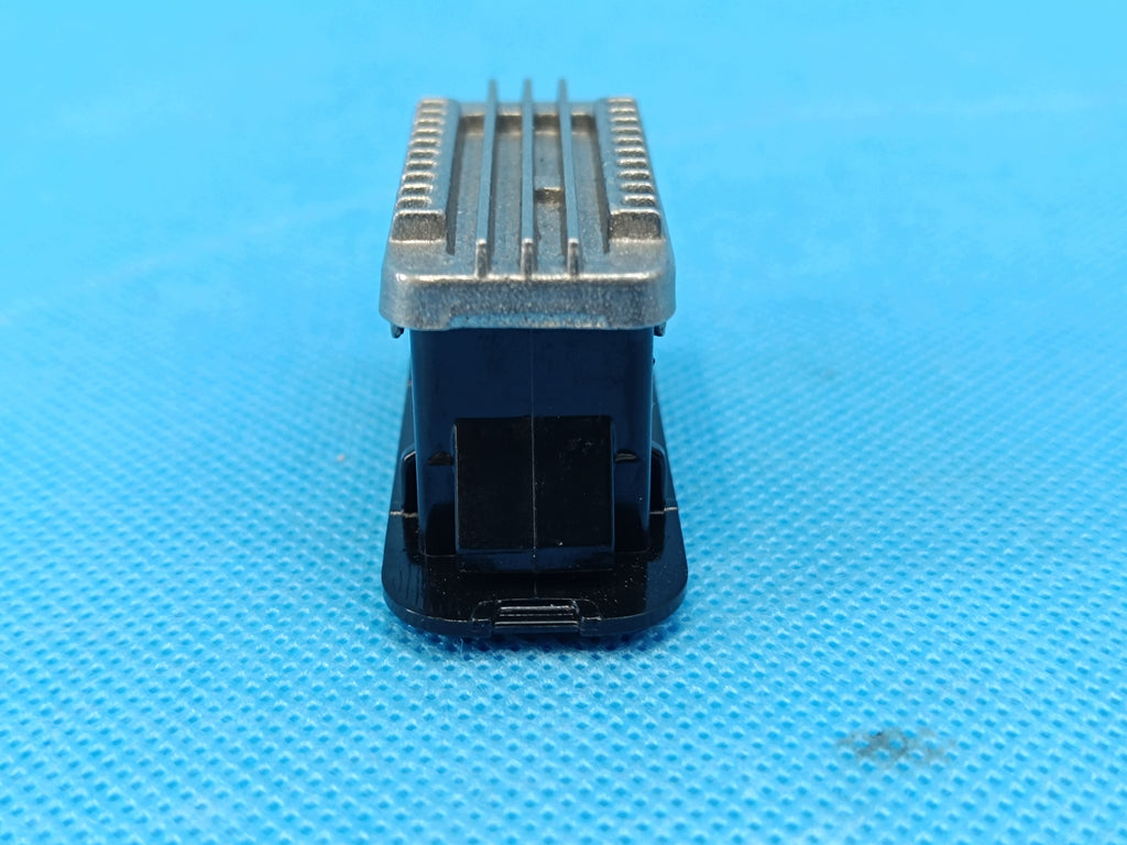 SKODA OCTAVIA IV COMBI 2.0 TFSI 140KW 2024R PROJECTOR LED LAMP 5E3052134E