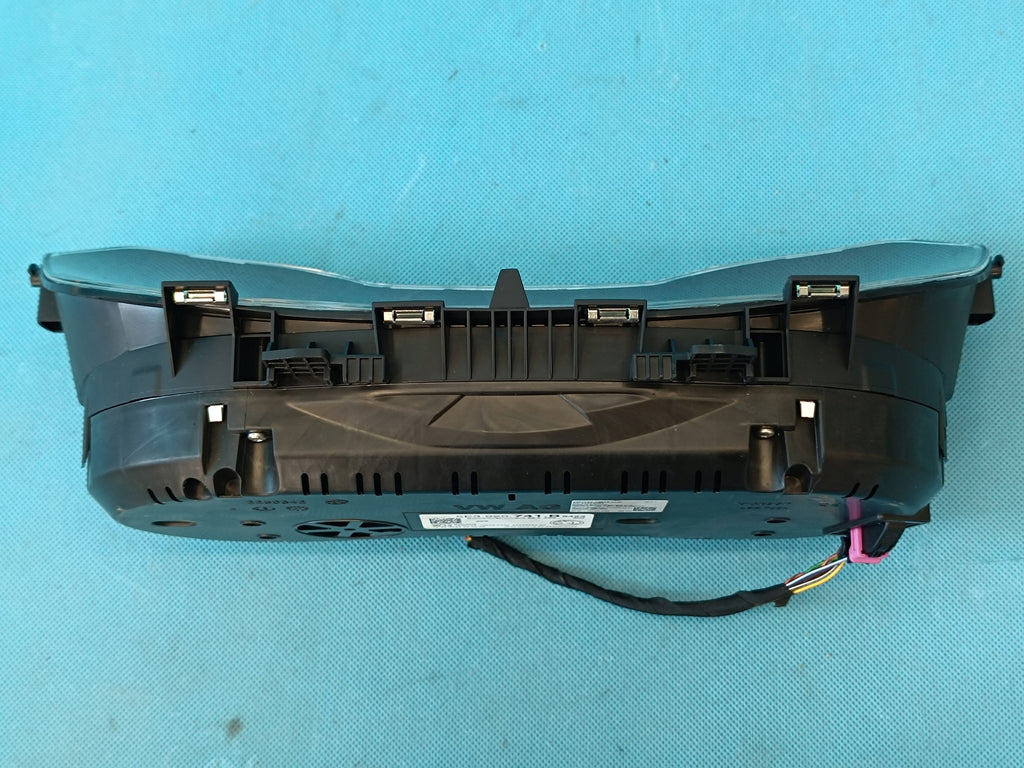 SKODA OCTAVIA IV COMBI 2,0TDI 2023R COUNTER CLOCKS 100583km 5E3920741B
