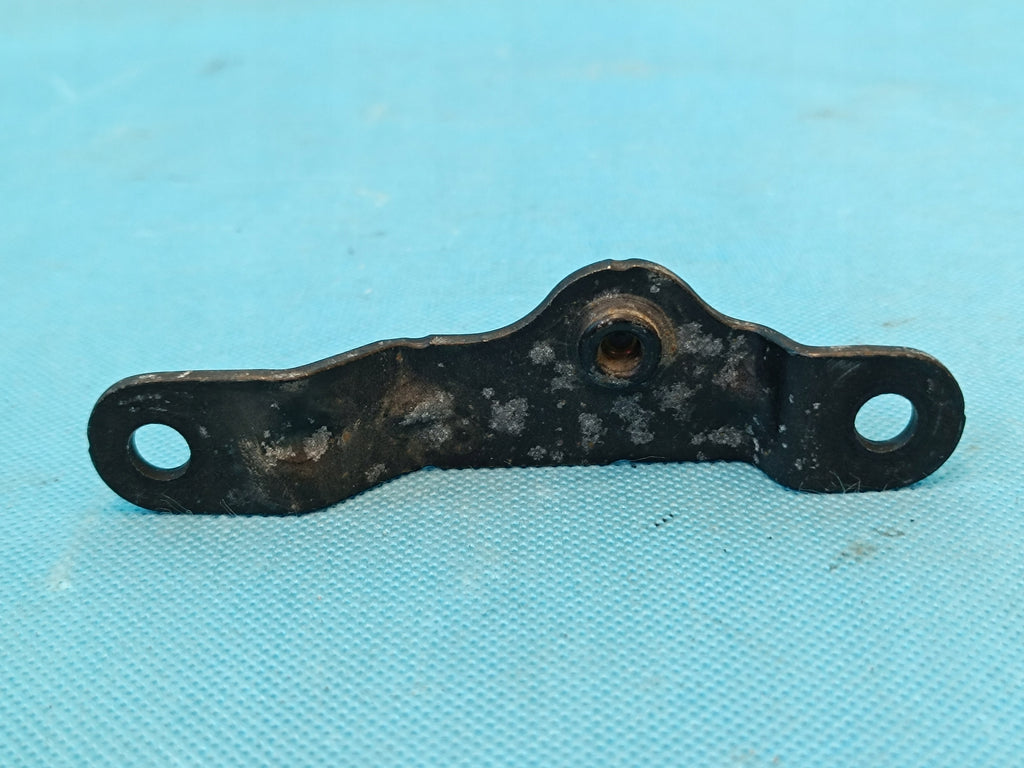 SKODA OCTAVIA IV COMBI 2,0TDI 2023R FLAP ACTUATOR BRACKET LEFT 5E7827427