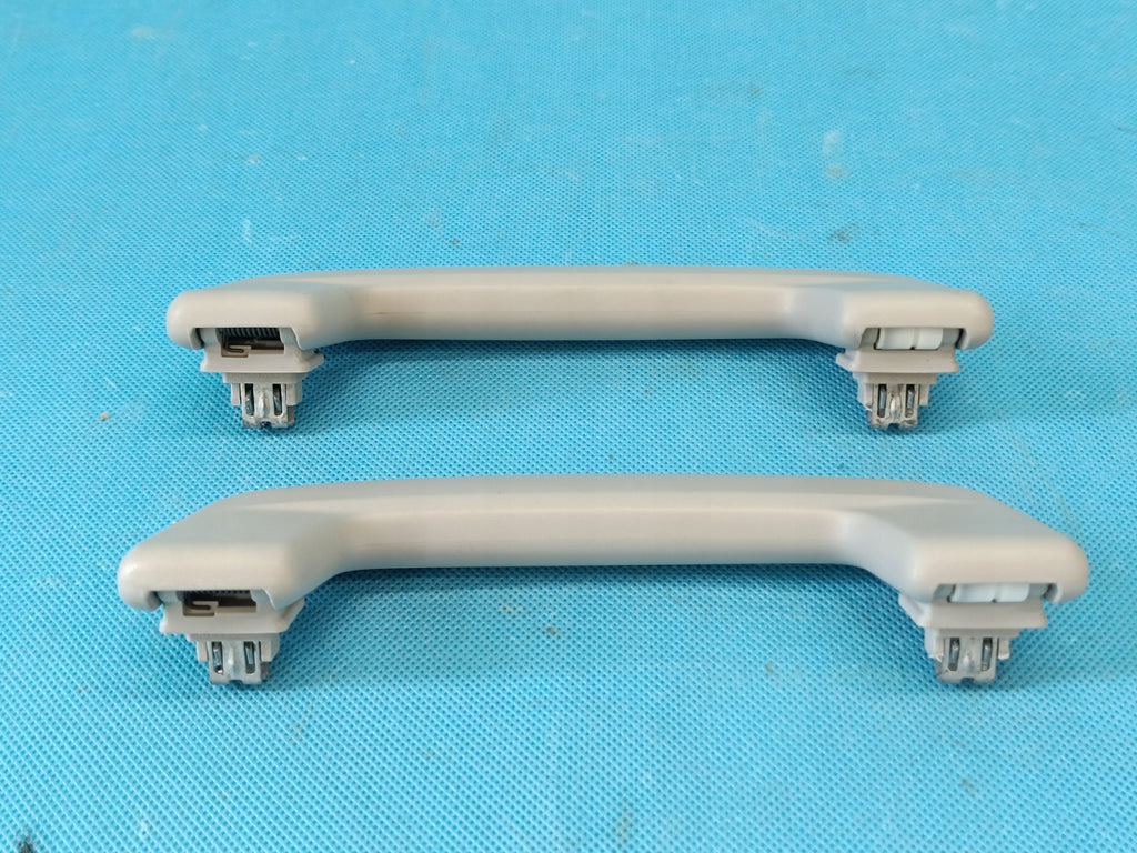 SKODA OCTAVIA IV COMBI 2,0TDI 2023R HEADLINER HANDLE 4K4857607A
