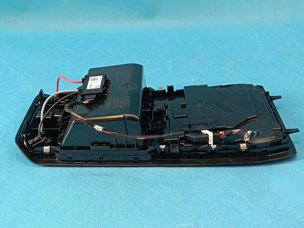SKODA OCTAVIA IV VRS 2.0 TFSI 195KW 2026 R HEADLINER LAMP 5E3959569A