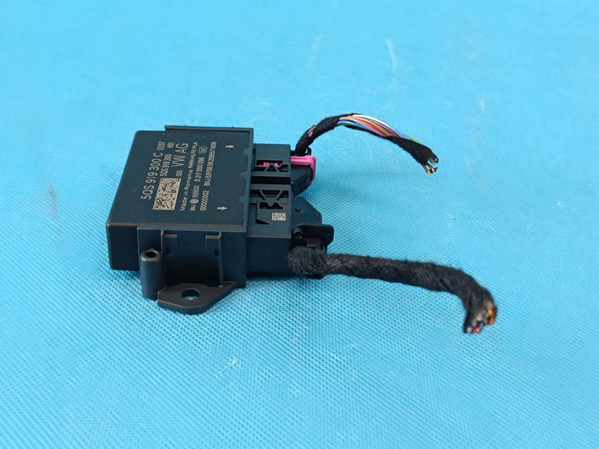 SKODA OCTAVIA IV VRS 2.0 TFSI 195KW 2026 R MODULE DRIVER PDC 5QS919300C