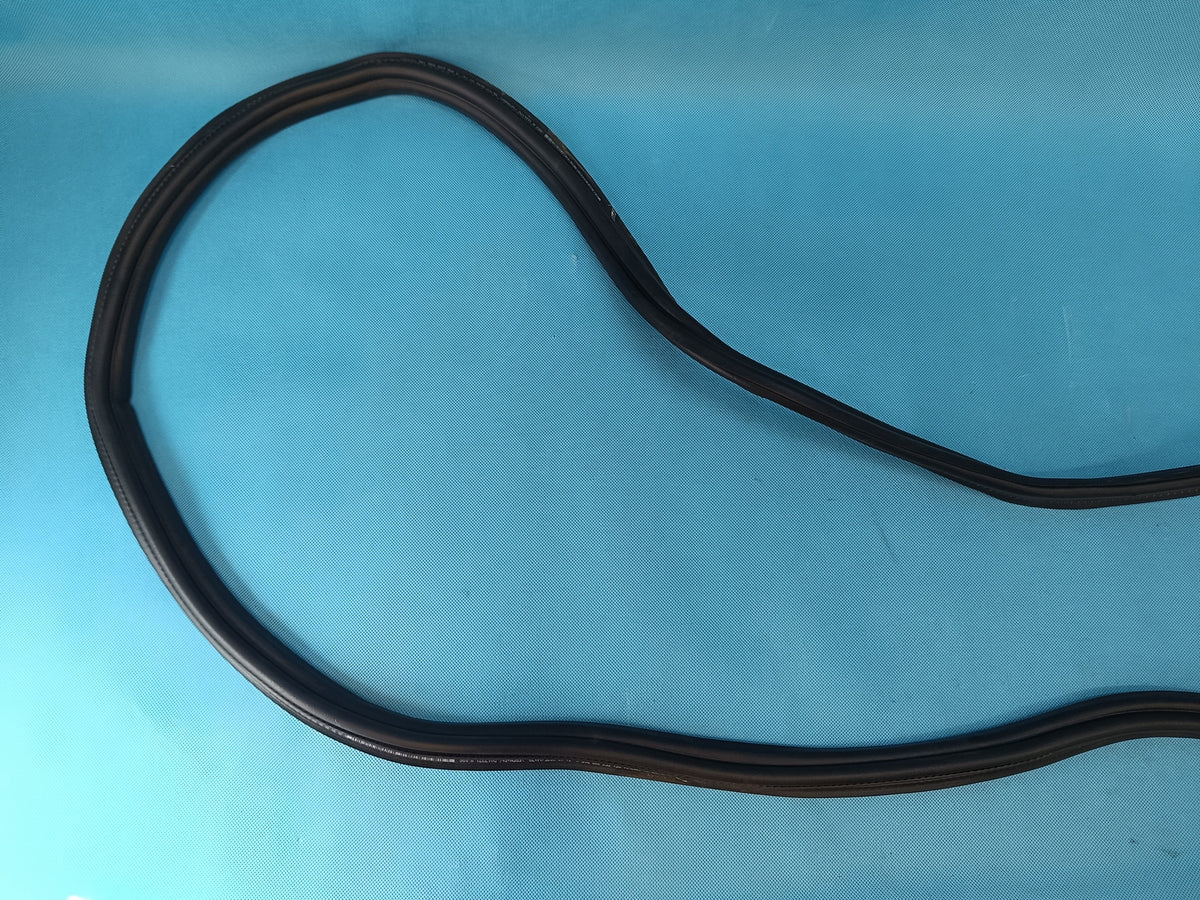 SKODA OCTAVIA IV VRS 2.0 TFSI 2026 R TAILGATE SEAL 5E6827705K