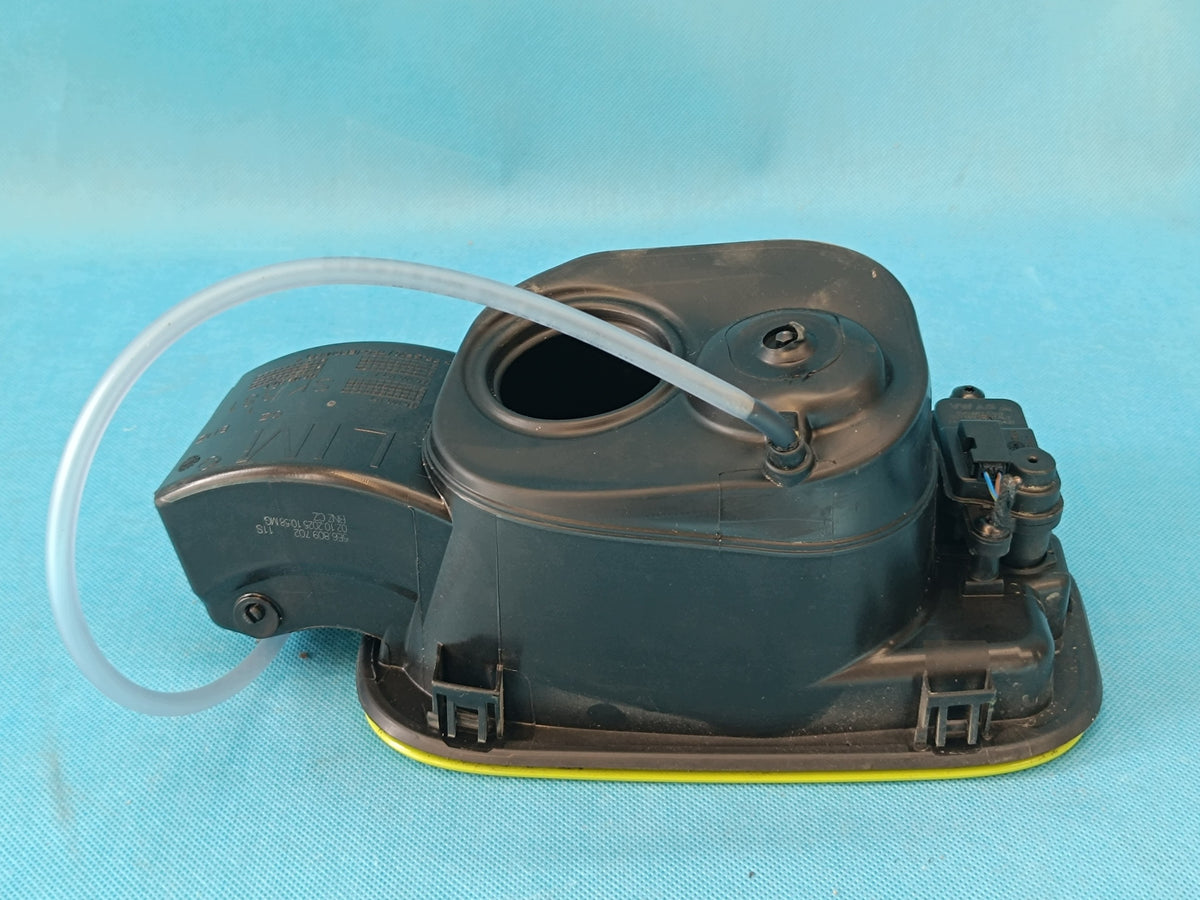 SKODA OCTAVIA IV VRS 2.0 TFSI 2026R FUEL FILLER FLAP 5E6809702 5E6809909