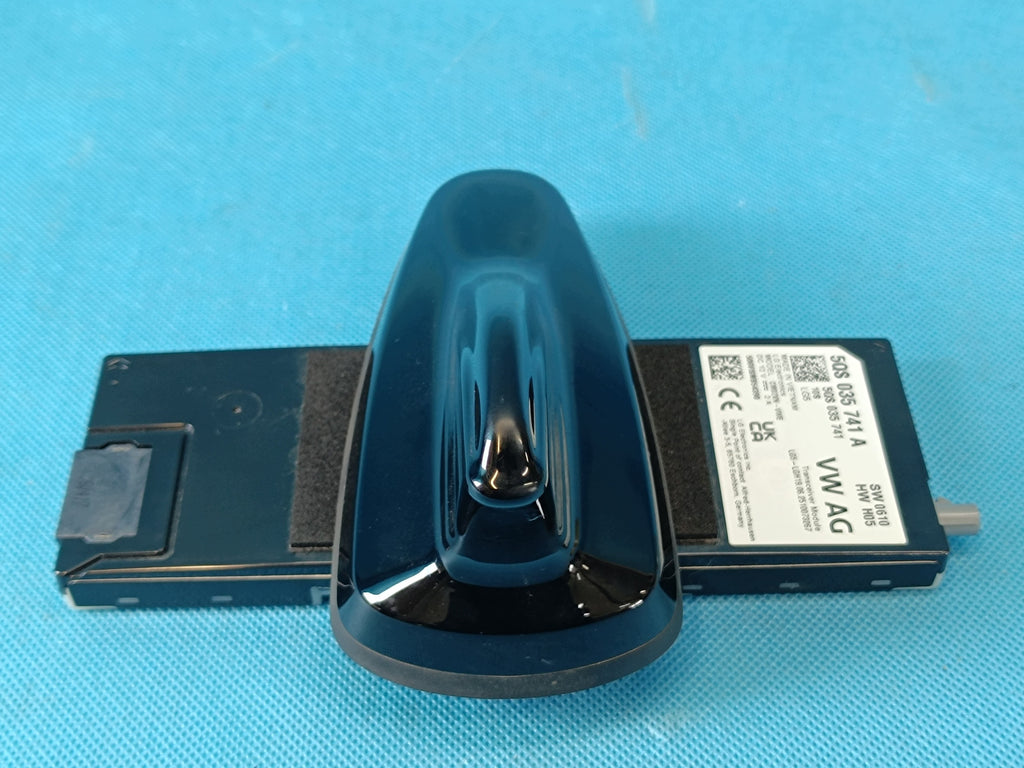 SKODA OCTAVIA IV VRS 2026 R ROOF ANTENNA SHARK 5WA035507Q 5QS035741A
