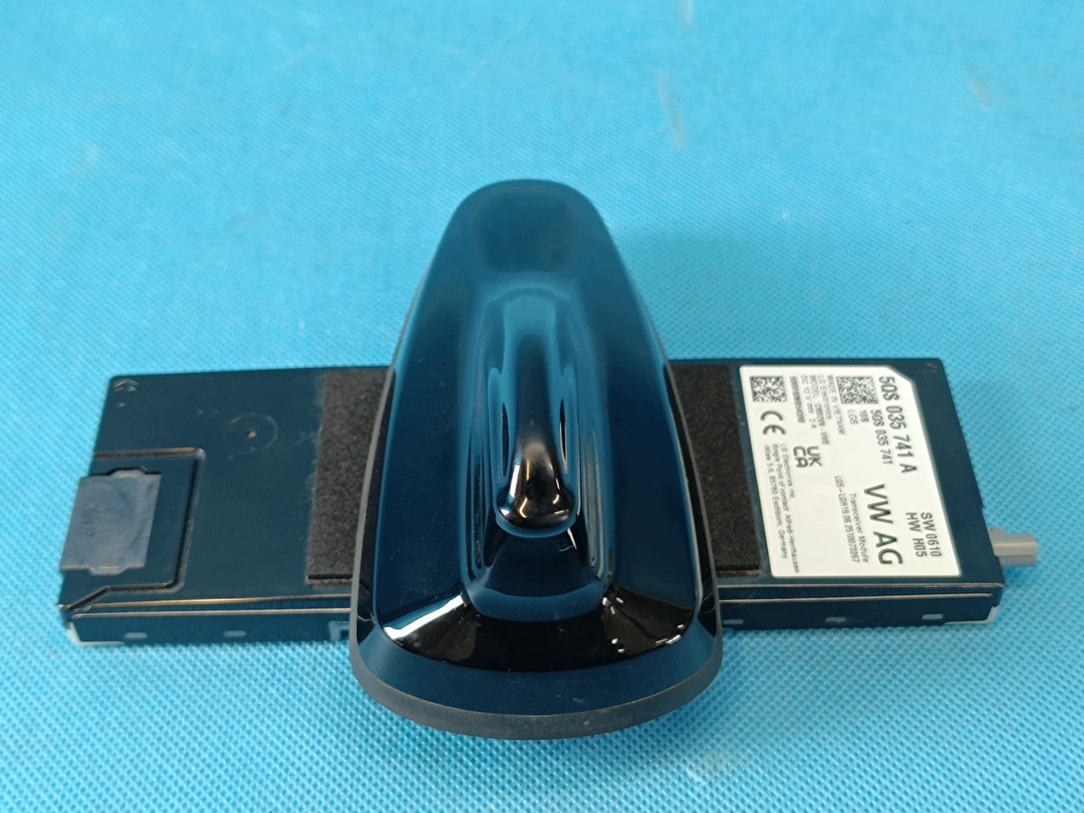 SKODA OCTAVIA IV VRS 2026 R ROOF ANTENNA SHARK 5WA035507Q 5QS035741A