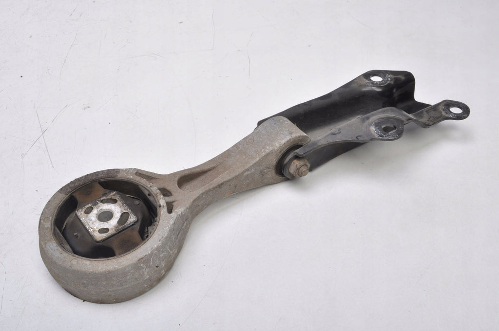 SKODA RAPID 1.4 TDI 90KM PAW BOX BRACKET 6C0199851K