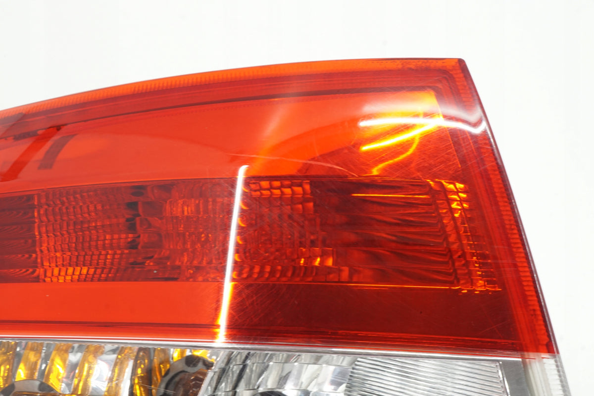 SKODA RAPID 13R SPACEBACK LAMP LEFT REAR 5JJ945095