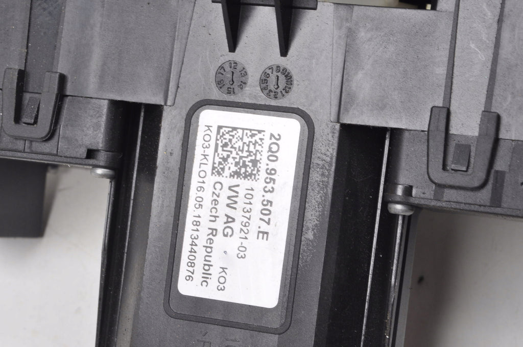 SKODA RAPID COMBINED SWITCH 2Q0953507E 6RA959653A TAPE