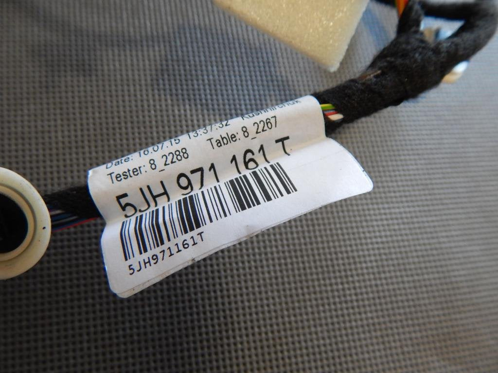 SKODA RAPID DOOR INSTALLATION LEFT REAR 5JH971161T