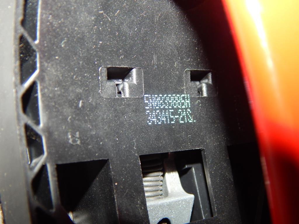 SKODA RAPID EXTERIOR DOOR HANDLE RIGHT REAR LF3K