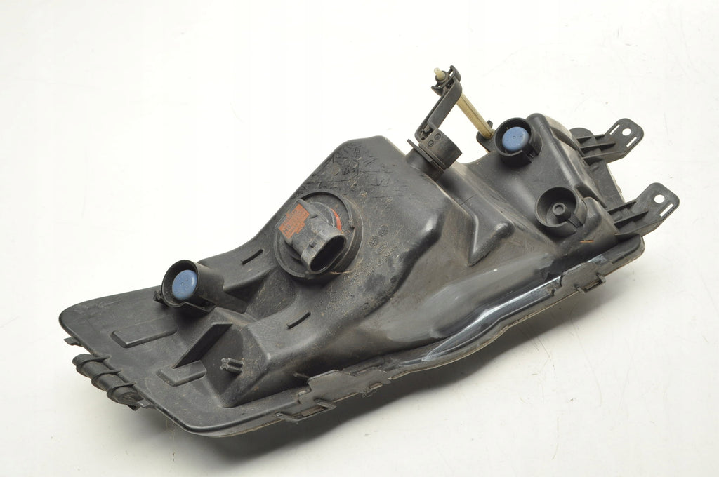 SKODA RAPID HALOGEN LEFT 5JA941699A