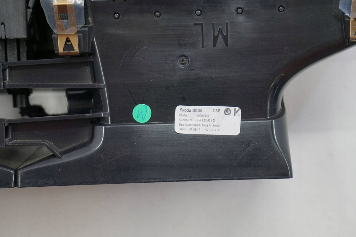 SKODA RAPID LIFT 17R AIR VENT CENTER 5JA820951D