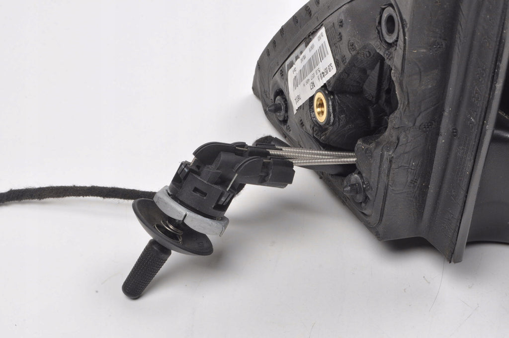 SKODA RAPID MIRROR RIGHT MANUAL EUROPE