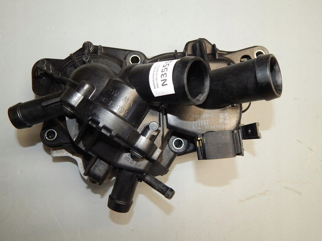 SKODA RAPID WATER PUMP 04E121121K 04E121042L