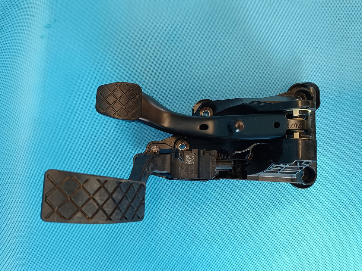 SKODA SCALA LIFT 1.0 TSI 24R FRAME BRAKE PEDAL 2Q1723503 2Q1721058P