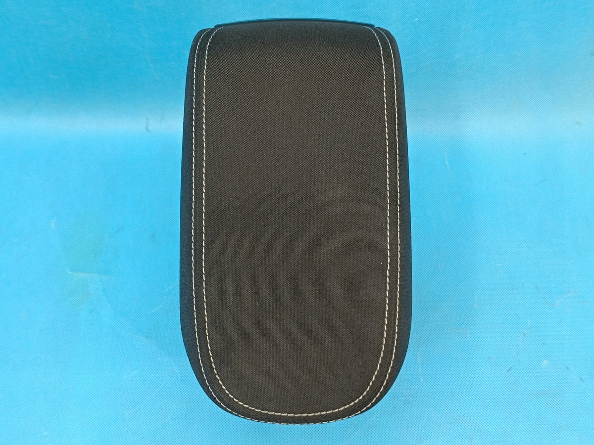 SKODA SCALA LIFT 1.0 TSI 85KW 2024 R ARMREST SYZ 654864207A