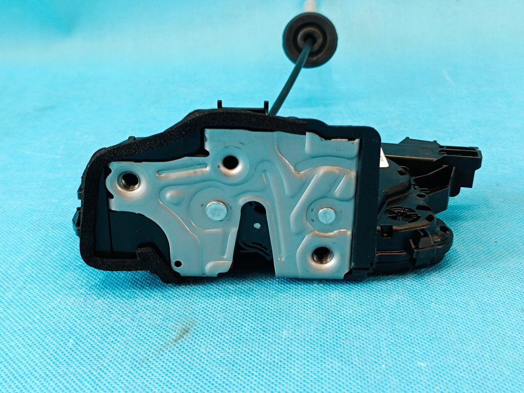 SKODA SCALA LIFT 1.0 TSI 85KW 2024 R DOOR LOCK RIGHT REAR 10A839016B