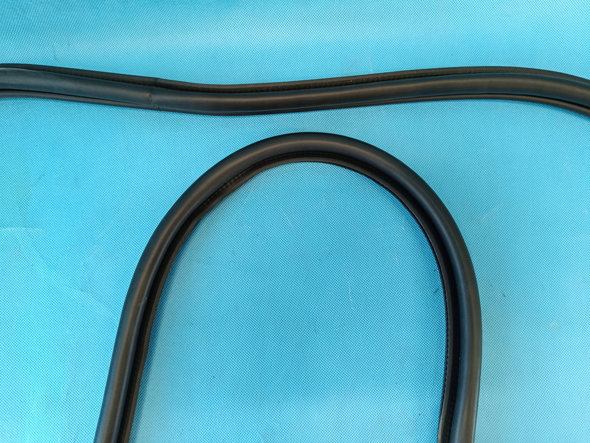 SKODA SCALA LIFT 1.0 TSI 85KW 2024 R GASKET LEFT FRONT 657867365F