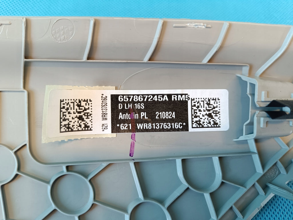 SKODA SCALA LIFT 1.0 TSI 85KW 2024 R PLATING POST D LEFT 657867245A RM5