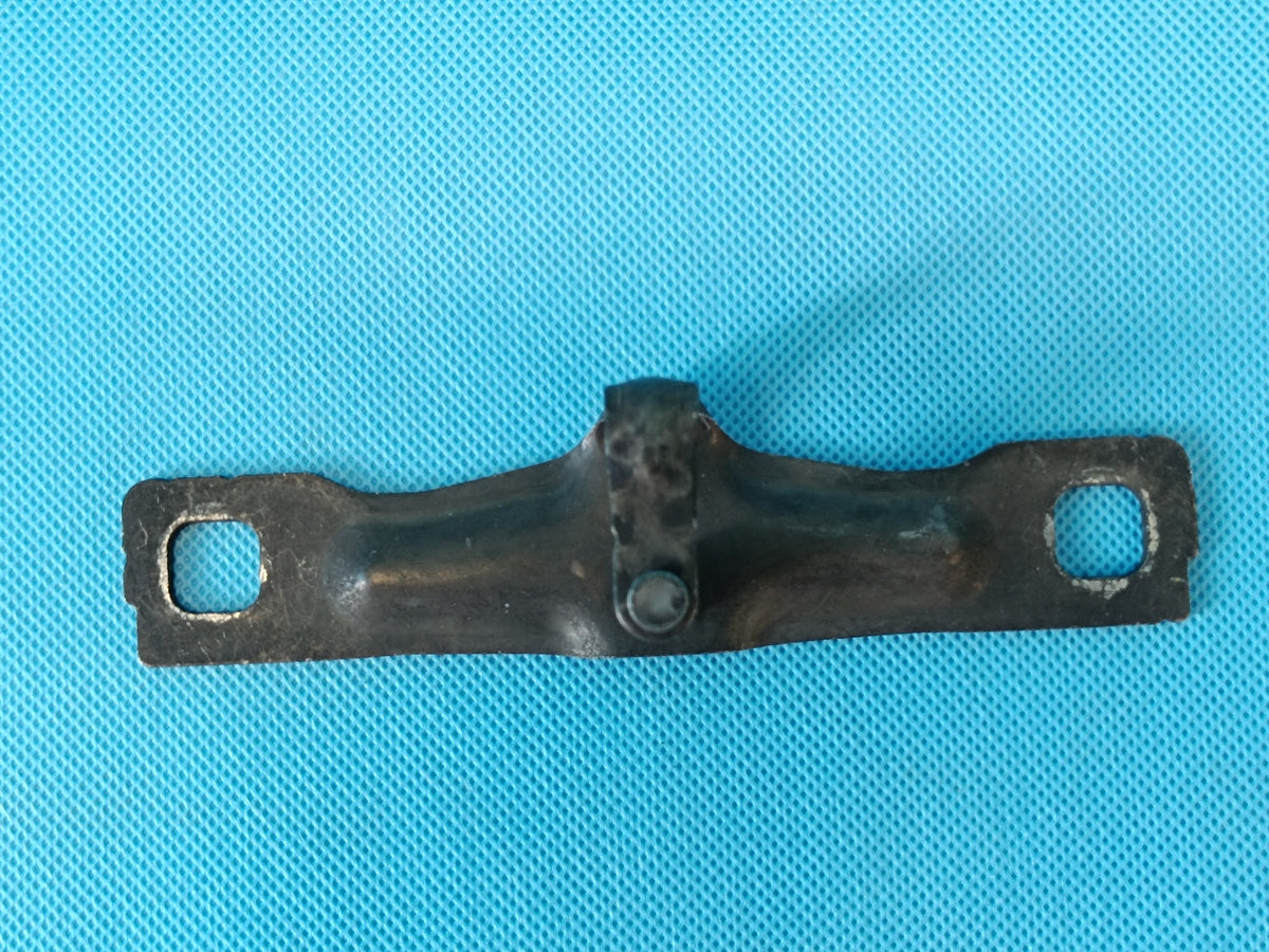 SKODA SCALA LIFT 1.0 TSI 85KW 2024 R TAILGATE BOLT 8V0827507H
