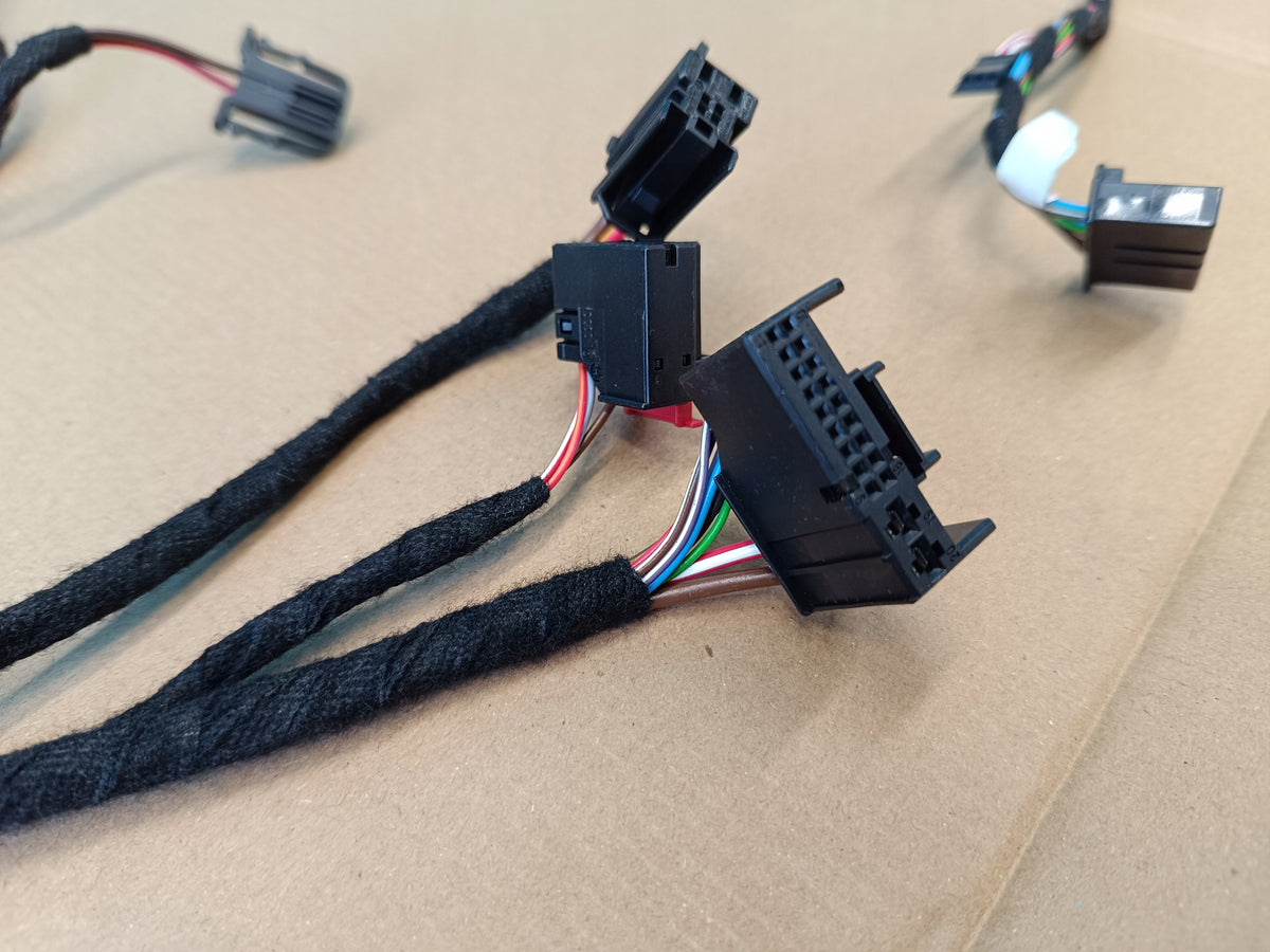SKODA SUPERB 3 COMBI 2.0 TFSI 206KW 4X4 2018R DOOR HARNESS LEFT REAR