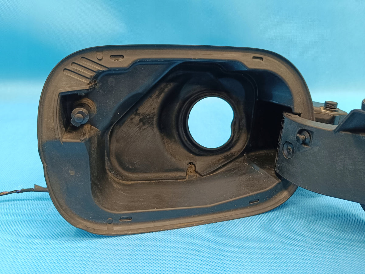 SKODA SUPERB 3 COMBI 2.0 TFSI 206KW 4X4 2018R FUEL FILLER FLAP LF9R