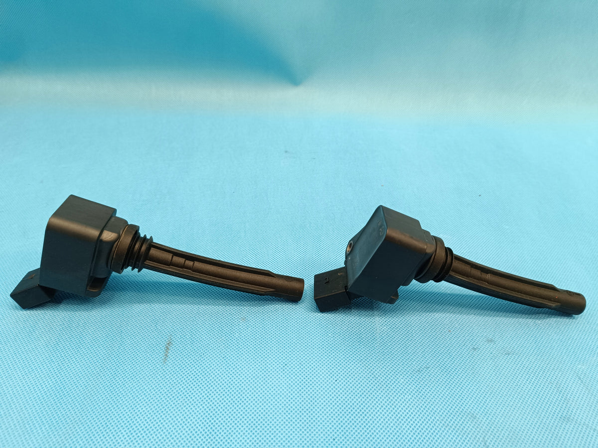 SKODA SUPERB 3 COMBI 2.0 TFSI 206KW 4X4 2018R IGNITION COIL 06J905110K
