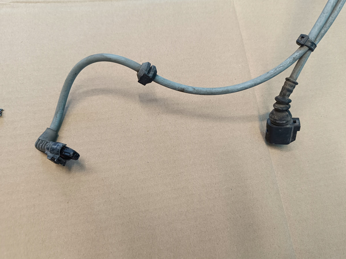 SKODA SUPERB 3 COMBI 2.0 TFSI 4X4 2018R ROTATION SENSOR BEAM RIGHT REAR
