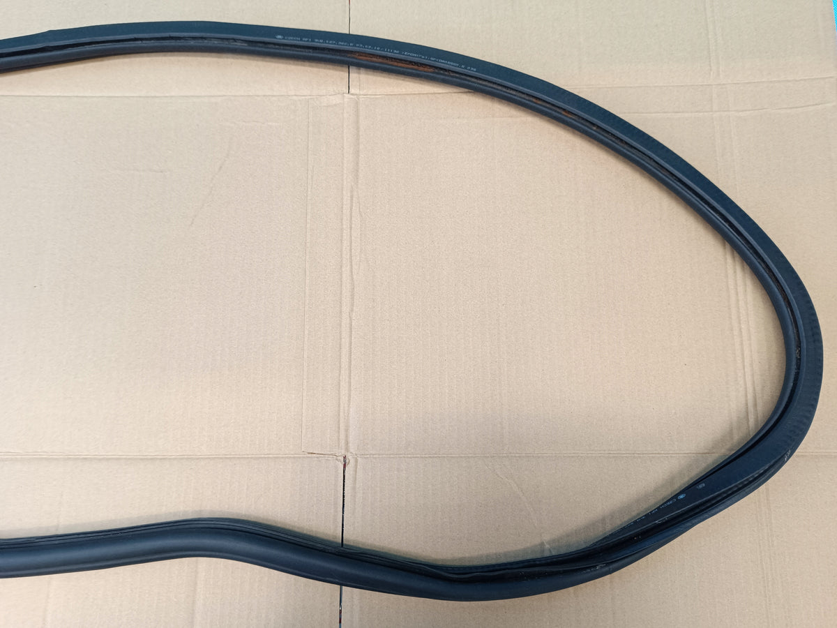 SKODA SUPERB 3 COMBI 2.0TFSI 206KW 4X4 18R GASKET RIGHT FRONT 3V0867366B