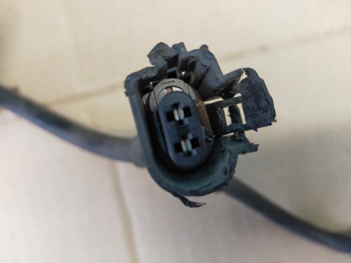 SKODA SUPERB 3 III FL 2.0 FSI 200KW 20R BEAM SPEED SENSOR RIGHT REAR